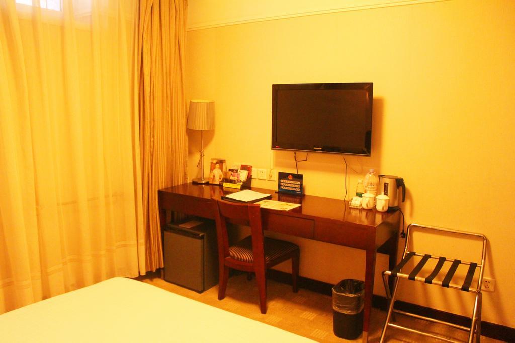 Days Inn Forbidden City Pekin Zewnętrze zdjęcie