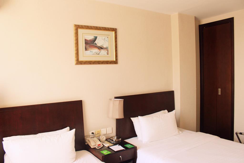 Days Inn Forbidden City Pekin Zewnętrze zdjęcie
